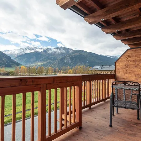 Luxury Chalet With Private Sauna, Near A Swimming * Uttendorf