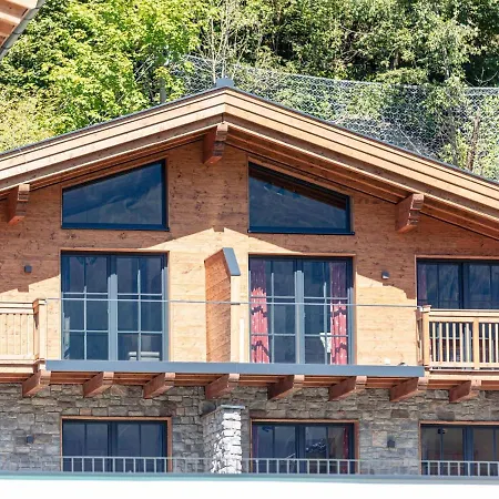 Holiday home Luxury Chalet With Private Sauna, Near A Swimming Uttendorf
