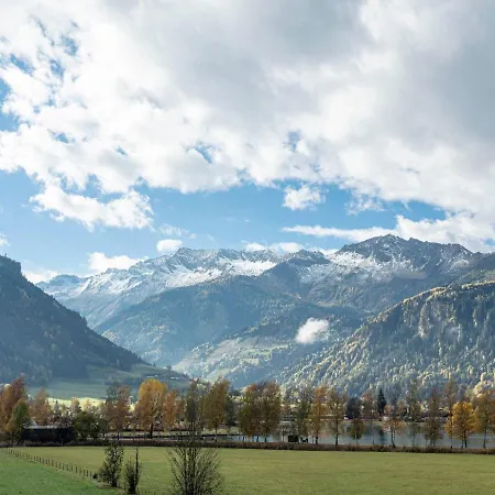Luxury Chalet With Private Sauna, Near A Swimming Uttendorf